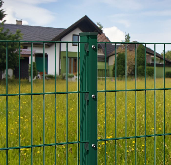 6/5/6 und 8/6/8: Die preislichen Unterschiede eines Doppelstabmattenzauns